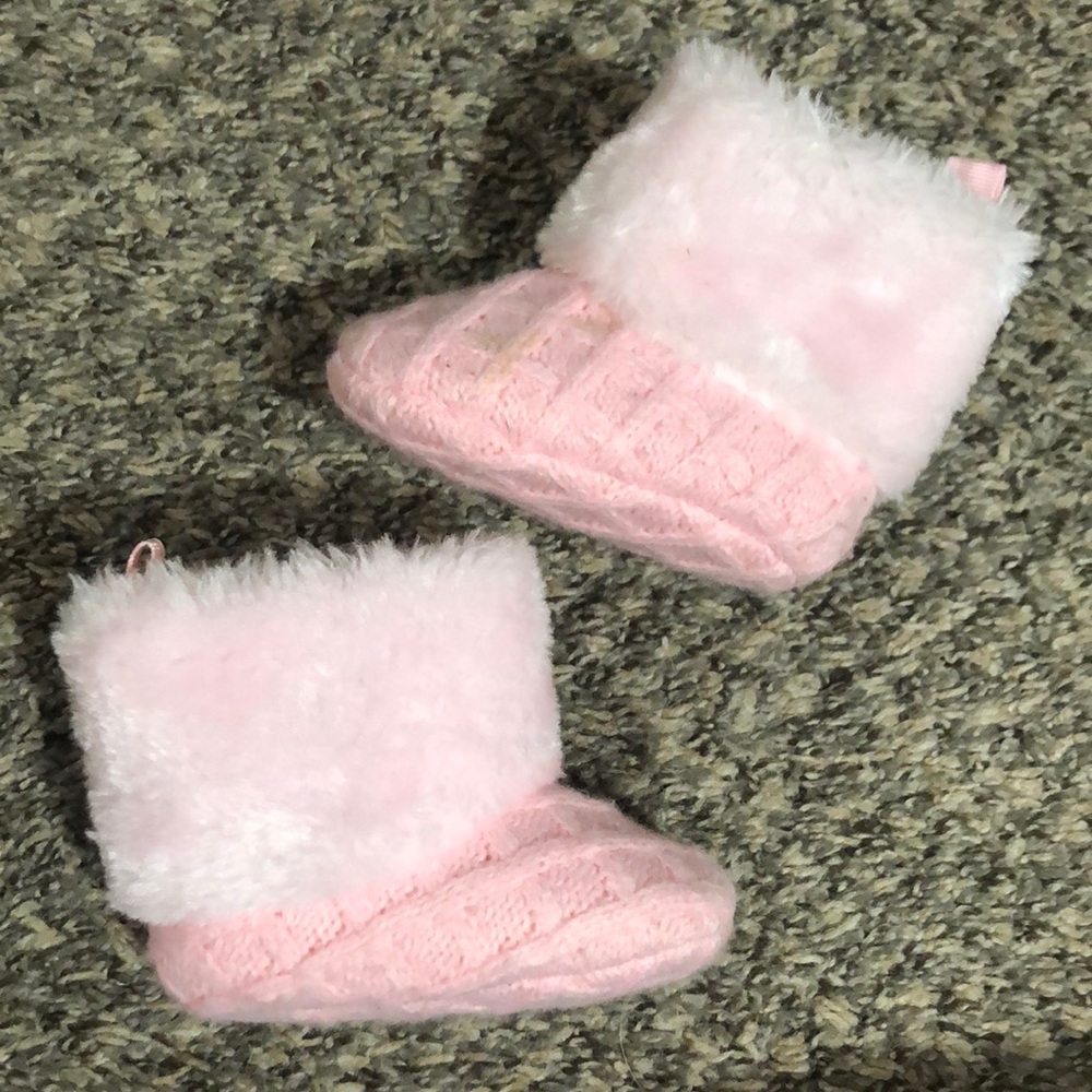 Cozy Kids' Booties - Gray and Pink - Picture 3 of 5